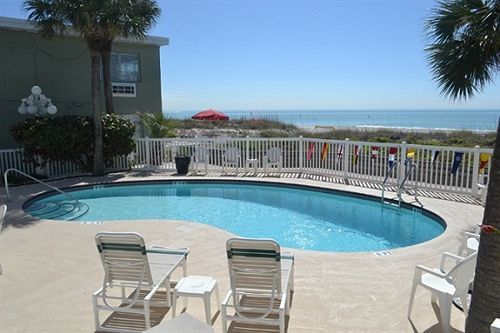Schooner Hotel St. Pete Beach Instalações foto